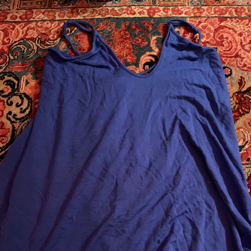 blue flowy tank top